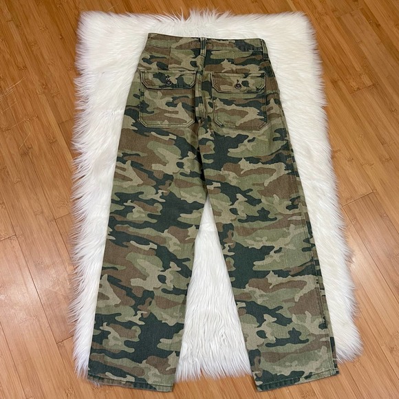 ✨SOLD✨Free People We The Free Remy Crop Pants In Moss - Picture 5 of 10